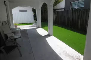 1004 NE 3rd St, Fort Lauderdale, FL 33301 - Photo 17