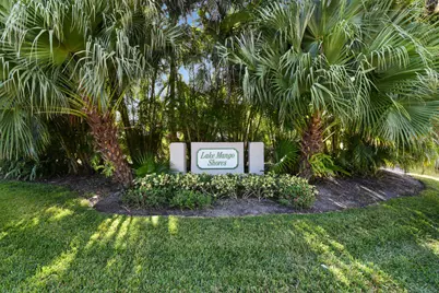 1475 Lake Mango Way, West Palm Beach, FL 33406 - Photo 3