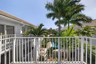 2725 NE 8th Ave, Wilton Manors, FL 33334 - Photo 25