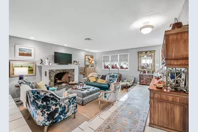491 SE 16th Avenue E, Pompano Beach, FL 33060 - Photo 9