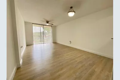 9517 Fontainebleau Boulevard #551-219, Miami, FL 33172 - Photo 3