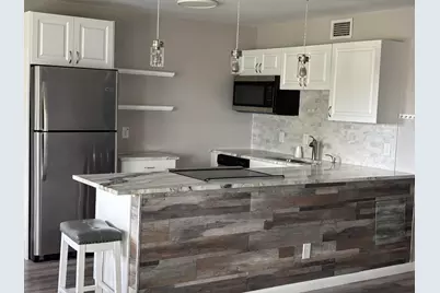 311 Chatham #311, West Palm Beach, FL 33417 - Photo 1