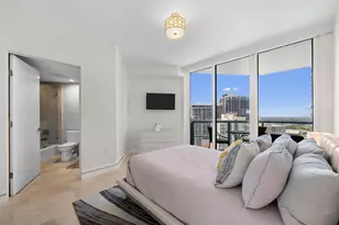 333 Las Olas Way, Fort Lauderdale, FL 33301 - Photo 21