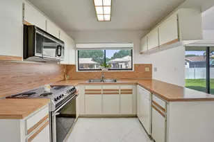 5521 SW 114th Ave, Cooper City, FL 33330 - Photo 3
