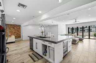 740 NE 36th St, Boca Raton, FL 33431 - Photo 9