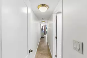 3800 Oaks Clubhouse Dr, Pompano Beach, FL 33069 - Photo 21