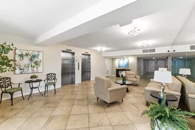 3800 Oaks Clubhouse Drive #106, Pompano Beach, FL 33069 - Photo 5