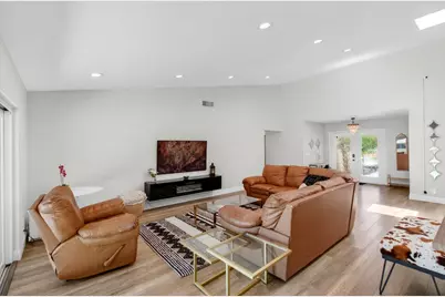 2320 SW 23rd Cranbrook Drive, Boynton Beach, FL 33436 - Photo 13