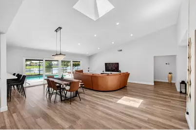 2320 SW 23rd Cranbrook Drive, Boynton Beach, FL 33436 - Photo 11