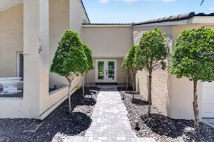 2320 SW 23rd Cranbrook Dr, Boynton Beach, FL 33436 - Photo 5