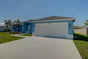 2352 SW Plum Ct, Port Saint Lucie, FL 34953 - Photo 3