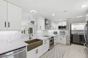 2600 NE 20th St, Pompano Beach, FL 33062 - Photo 9