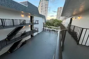 4013 N Ocean Dr N, Lauderdale by the Sea, FL 33308 - Photo 35