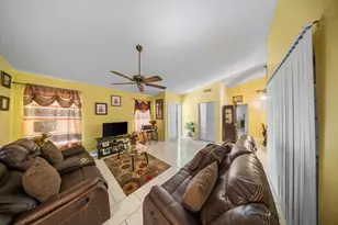 4255 Willow Pond Cir, West Palm Beach, FL 33417 - Photo 5