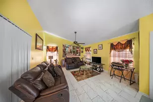 4255 Willow Pond Cir, West Palm Beach, FL 33417 - Photo 3