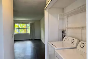 560 SE 2nd Ave, Deerfield Beach, FL 33441 - Photo 13