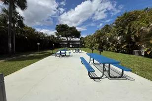 560 SE 2nd Ave, Deerfield Beach, FL 33441 - Photo 19