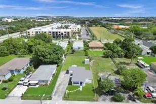 2055 NW 8th St, Pompano Beach, FL 33069 - Photo 9