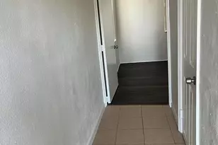 2055 NW 8th St, Pompano Beach, FL 33069 - Photo 17