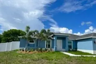 2352 SW Plum Ct, Port Saint Lucie, FL 34953 - Photo 3