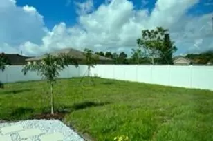2352 SW Plum Ct, Port Saint Lucie, FL 34953 - Photo 21