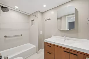 401 N Riverside Dr, Pompano Beach, FL 33062 - Photo 29