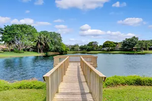 2425 NW 26th St, Boca Raton, FL 33431 - Photo 41