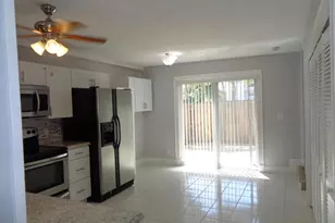 1917 NE 3rd St, Deerfield Beach, FL 33441 - Photo 7