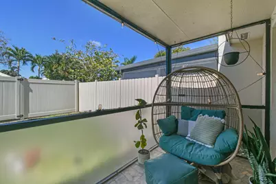 4 Knightsbridge Lane, Boynton Beach, FL 33426 - Photo 27