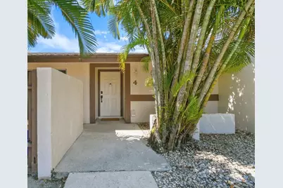 4 Knightsbridge Lane, Boynton Beach, FL 33426 - Photo 5