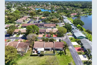 4 Knightsbridge Lane, Boynton Beach, FL 33426 - Photo 45
