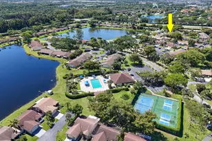4 Knightsbridge Ln, Boynton Beach, FL 33426 - Photo 3