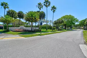 4 Knightsbridge Ln, Boynton Beach, FL 33426 - Photo 33