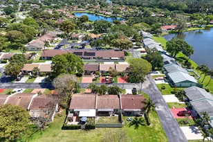 4 Knightsbridge Ln, Boynton Beach, FL 33426 - Photo 45