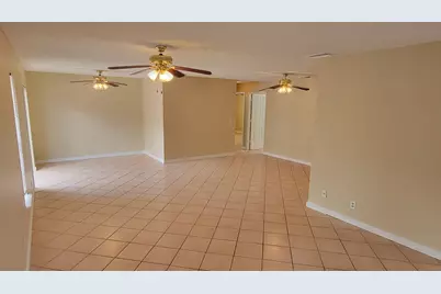 10056 Boynton Place Circle, Boynton Beach, FL 33437 - Photo 7