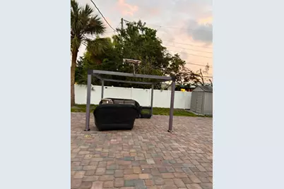 555 NW 15th Court, Pompano Beach, FL 33060 - Photo 17