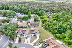1661 SE Kestwick Ct, Port Saint Lucie, FL 34952 - Photo 31