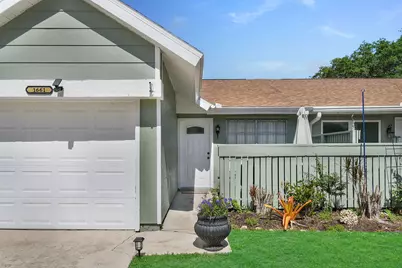 1661 SE Kestwick Court, Port Saint Lucie, FL 34952 - Photo 3