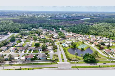 1661 SE Kestwick Court, Port Saint Lucie, FL 34952 - Photo 21