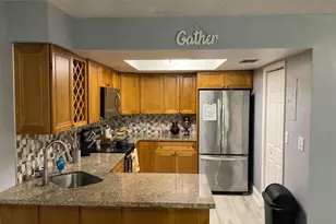 64 Canterbury Ln, Tamarac, FL 33319 - Photo 11