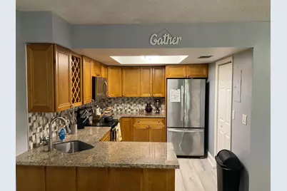 64 Canterbury Lane, Tamarac, FL 33319 - Photo 11