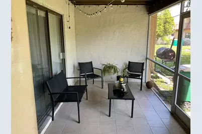 64 Canterbury Lane, Tamarac, FL 33319 - Photo 35