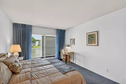202 Wellington D, West Palm Beach, FL 33417 - Photo 13