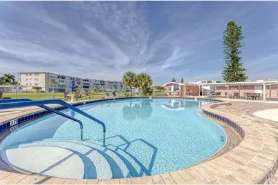 202 Wellington D, West Palm Beach, FL 33417 - Photo 21