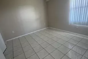 701 SW 141st Ave, Pembroke Pines, FL 33027 - Photo 7