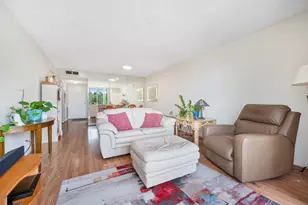 500 Executive Center Dr, West Palm Beach, FL 33401 - Photo 11