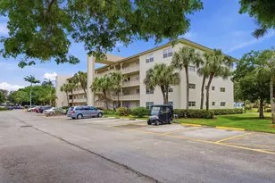2401 Antigua Circle, Coconut Creek, FL 33066 - Photo 25