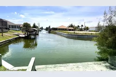 2902 NW 17th Avenue, Cape Coral, FL 33993 - Photo 3