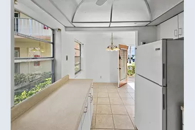 202 Piedmont E, Delray Beach, FL 33484 - Photo 11