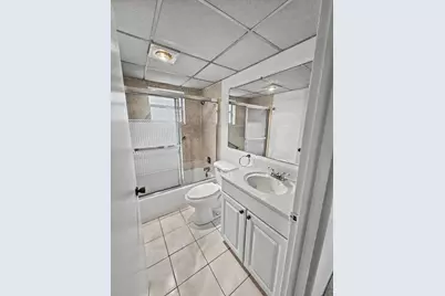 202 Piedmont E, Delray Beach, FL 33484 - Photo 13